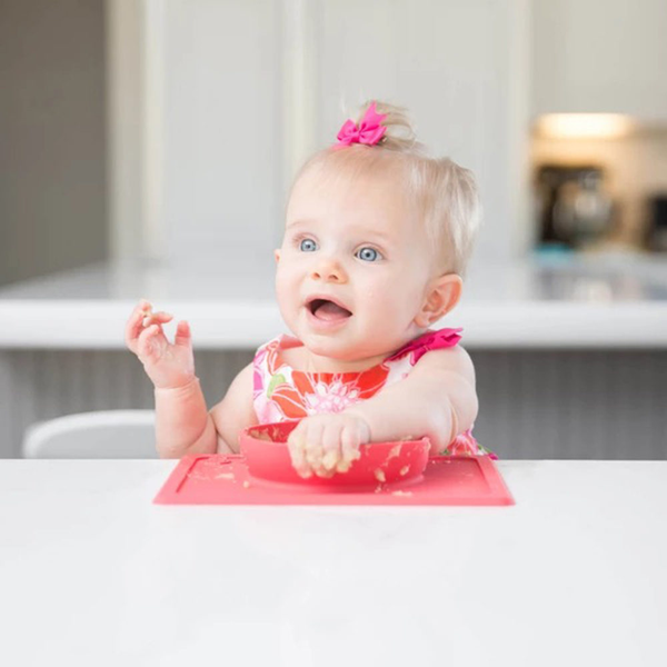 https://stbabysophie.com/cdn/shop/products/Ezpz-Mini-Bowl-Placemat-Coral-FEEDING-WEANING-BABY-SOPHIE-5_dc990d59-554b-44d7-966a-03835694218a_600x.png?v=1630683995