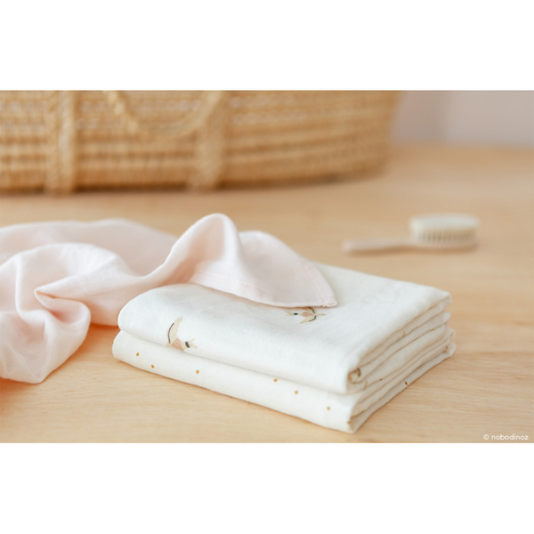 Nobodinoz Butterfly Swaddle – Dream Pink