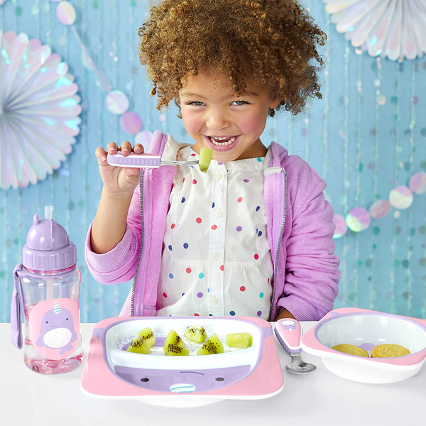 https://stbabysophie.com/cdn/shop/products/Skip-Hop-Zoo-Melamine-Set-Narwhal-FEEDING-WEANING-BABY-SOPHIE-2_ac85f793-935f-4ca6-9eef-0b58b3c4193d_600x.png?v=1631720706