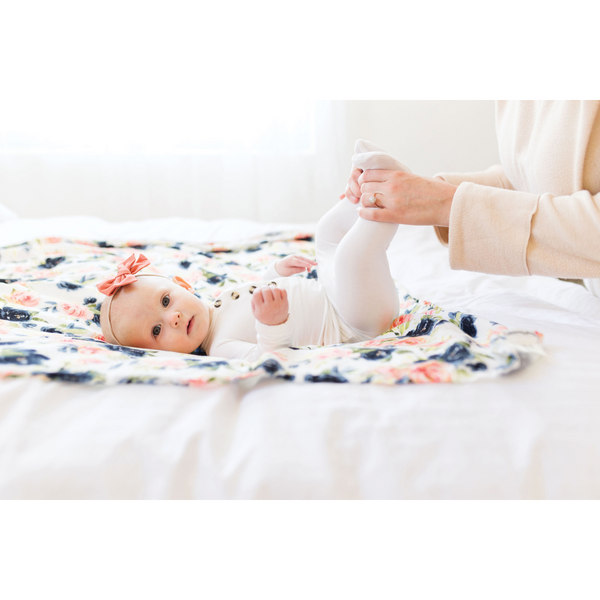 Tiny Twinkle Kaffle韓式提花編織紗巾 – 花朵