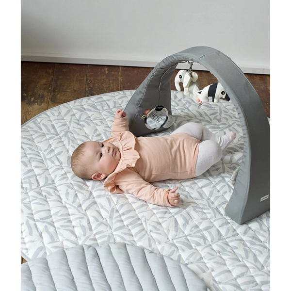 https://stbabysophie.com/cdn/shop/products/Toddlekind-Luxe-Nappy-Free-Mat-123cm-Stone-TOYS-LEARNING-BABY-SOPHIE-5_600x.png?v=1640874558